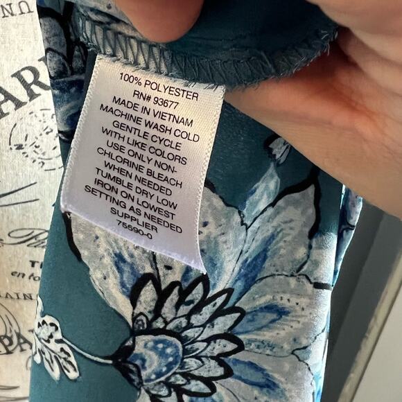 A.n.a light blue white and black floral long sleeve blouse w/ lace up tie Detail - Picture 8 of 9